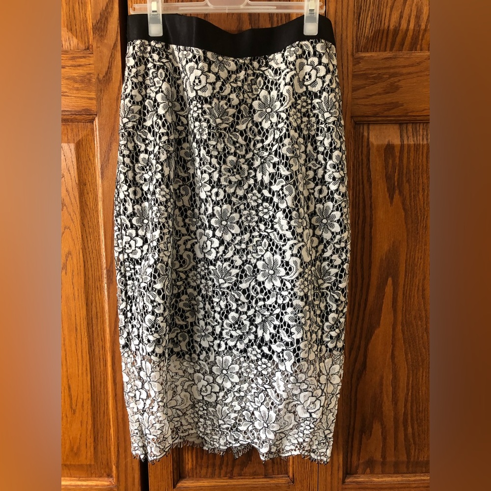 Express Black and White Pencil Skirt Size 8